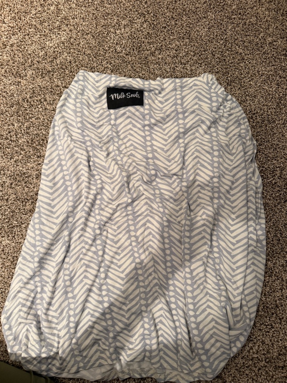 Milk Snob car seat/nursing cover